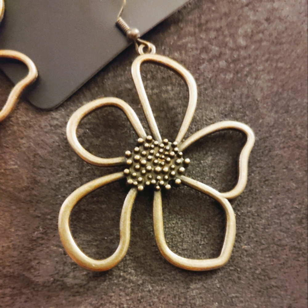 Gold Flower Drop Earrings